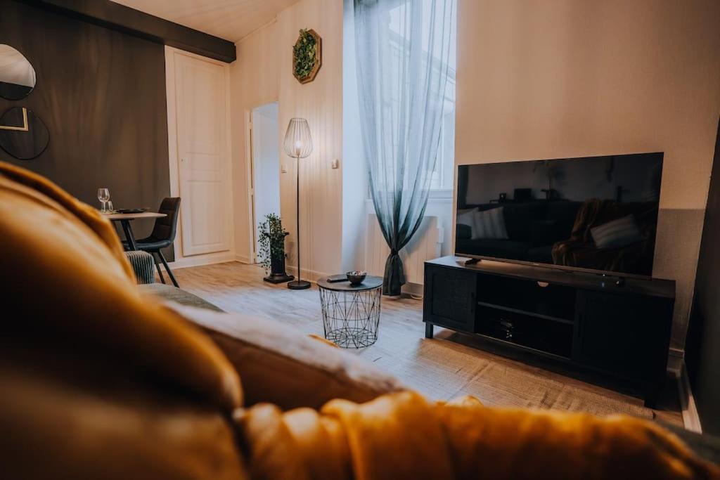 Le Bertrand • Le Raffinement En Coeur De Ville Châteauroux 外观 照片